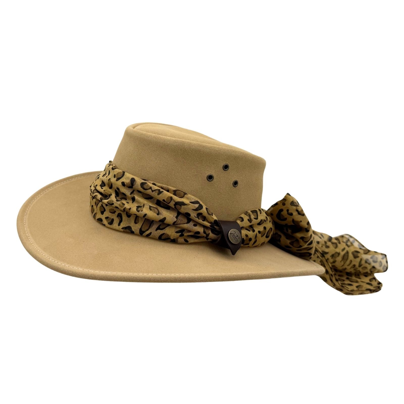 sand Jacaru 1020 Jillaroo Hatwith a leopard print bandana on a white background