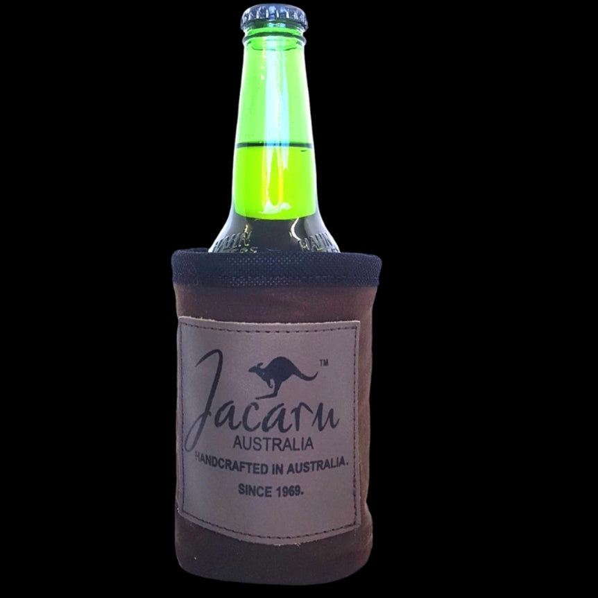 Jacaru can cooler holder with brown oilskin fabric design