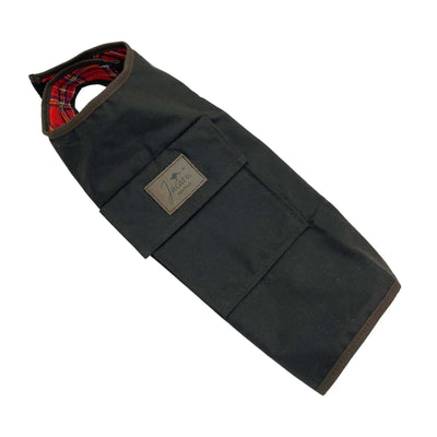 Jacaru 6510 oilskin dog coat with durable outdoor design